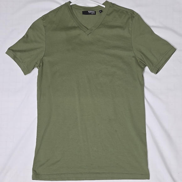 Murano Other - Murano Olive Short Sleeve V-Neck Tee